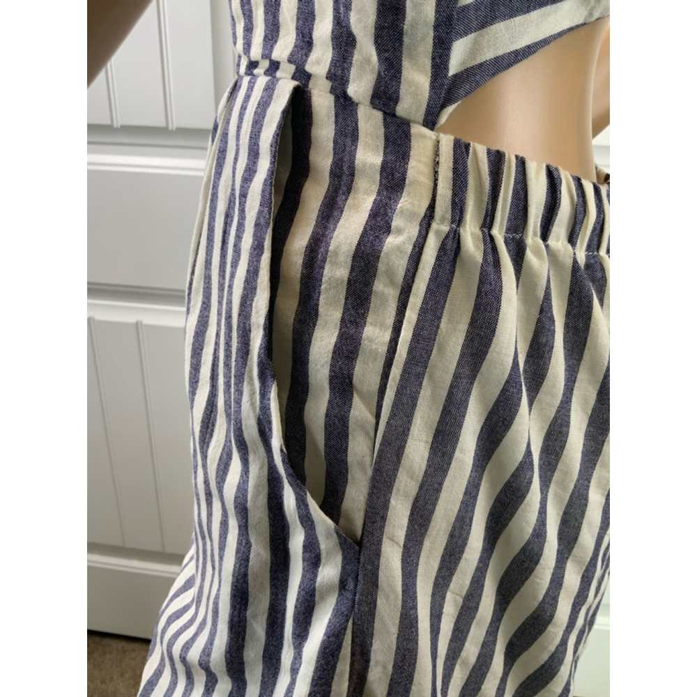 Women's Striped Romper Romper Size 6 Blue/White Ruffles Fitted Waist Cottagecore - Picture 12 of 16